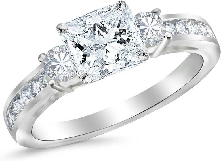 Lab Grown Diamond Engagement Ring