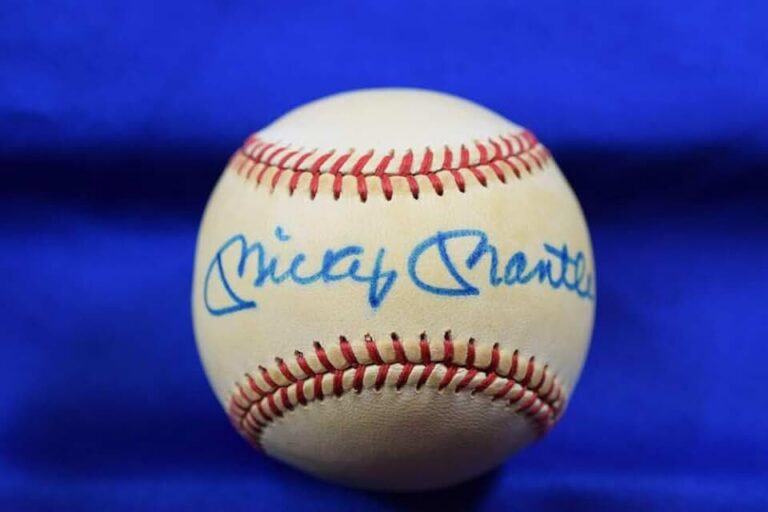 Mickey Mantle Signed Baseball