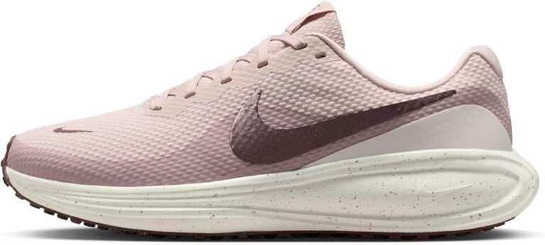 Nike Revolution 8
