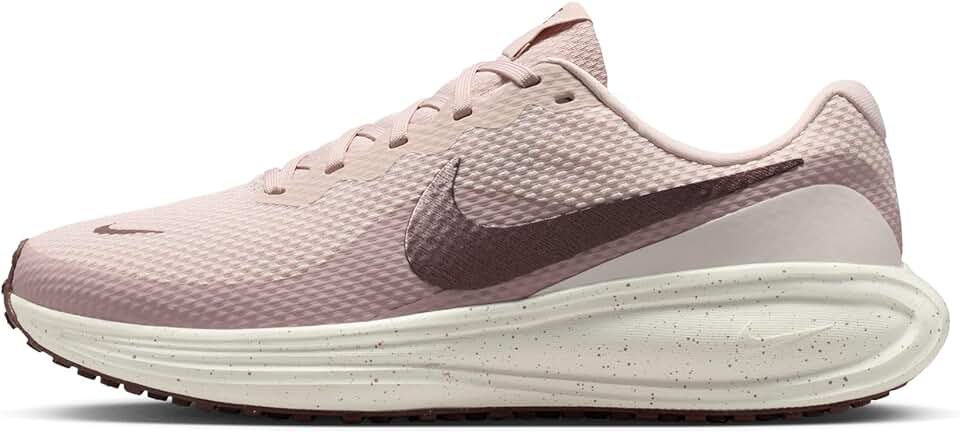 Nike Revolution 8